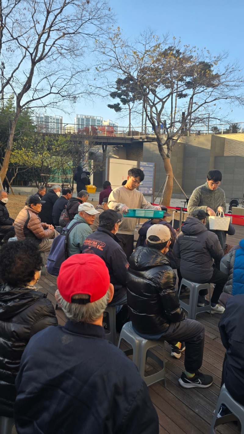 KakaoTalk_20251129_183621800_05.jpg