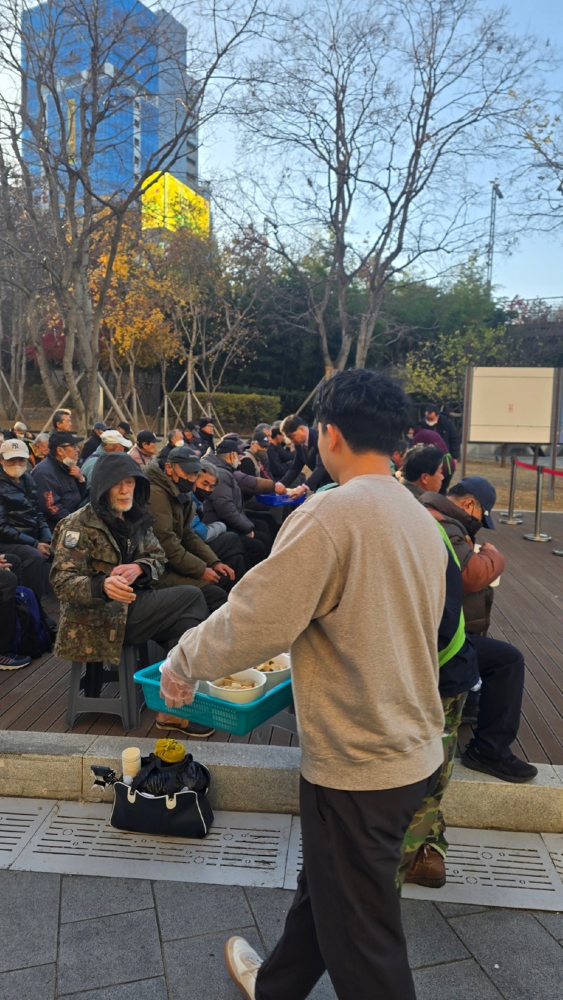 KakaoTalk_20251129_183621800_07.jpg
